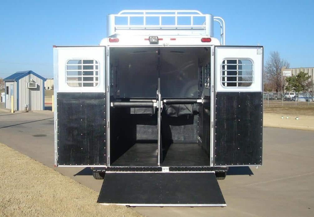 Straight Load Horse Trailer